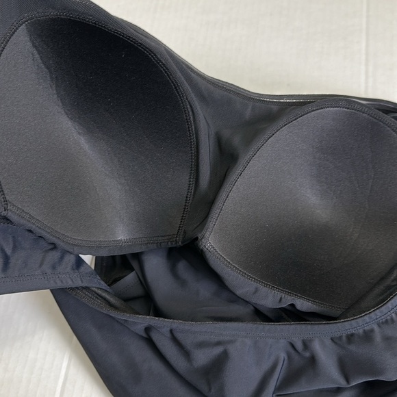 Lysa Swimwear UPF 50+ Black Curvy Plus Size Swimsuit Womens Size 3X NWT - Picture 6 of 11